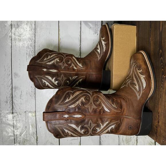 Ariat Shoes - Ariat Women's Round Up Bliss Square Toe Cowgirl Boots Women's 10B